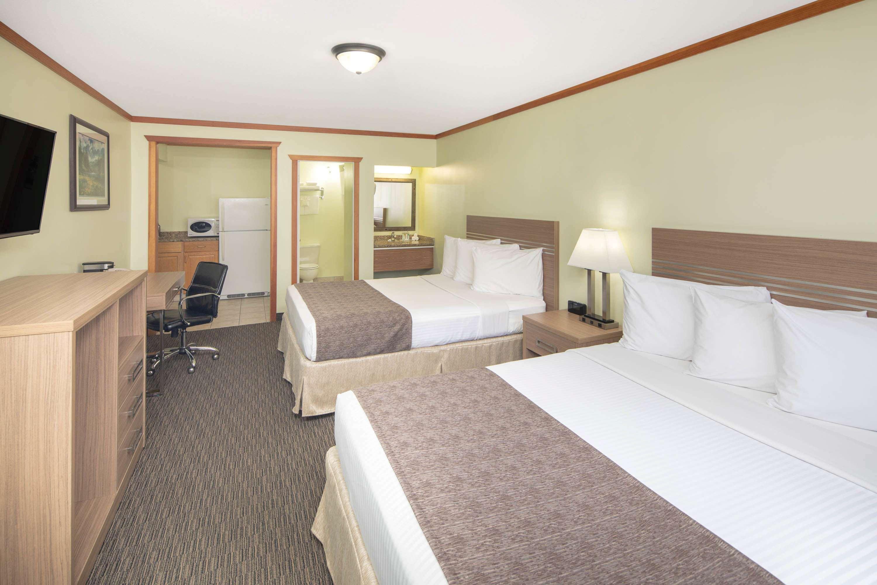 Travelodge By Wyndham Sportsman 3*