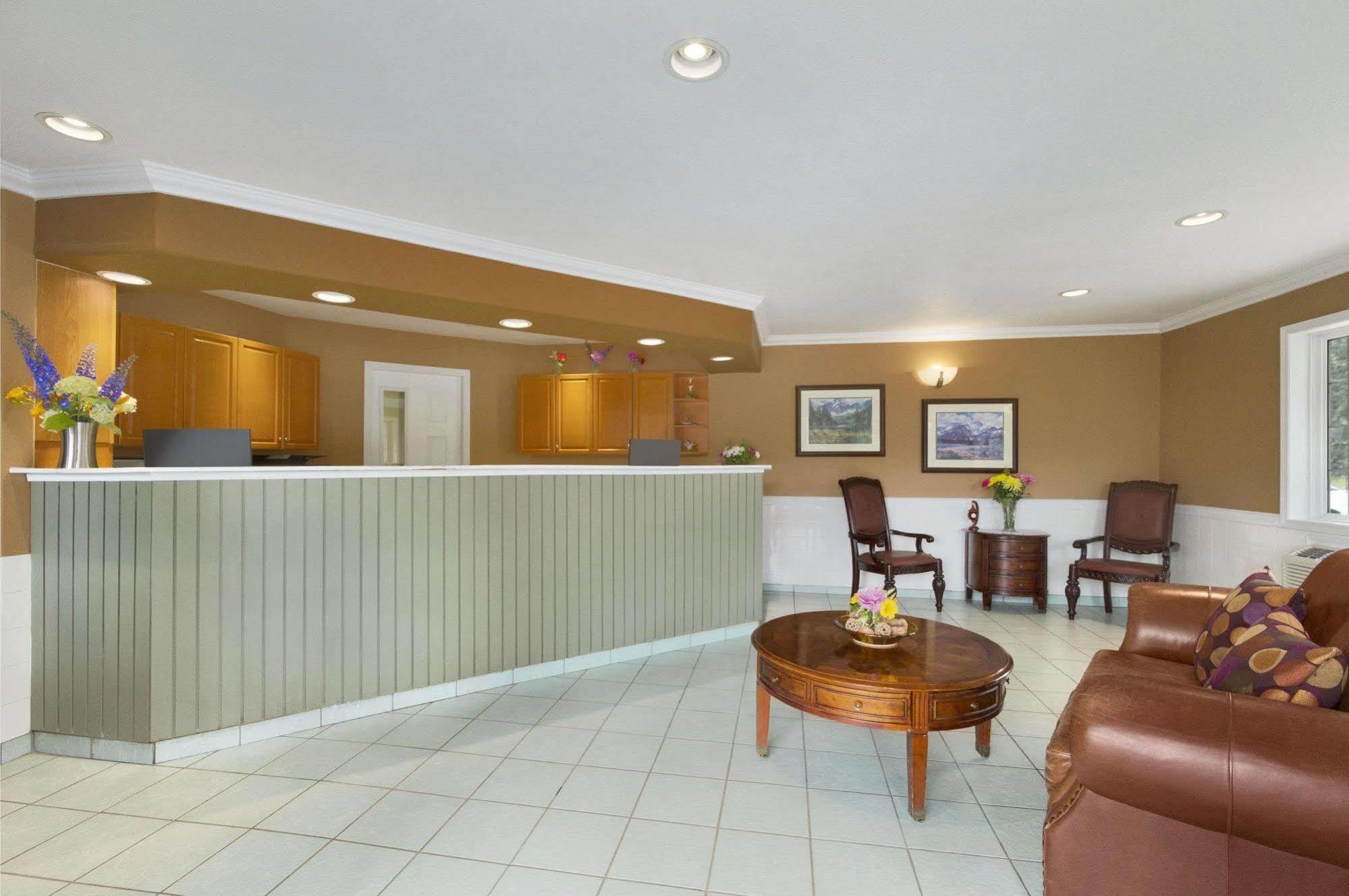 Travelodge By Wyndham Sportsman