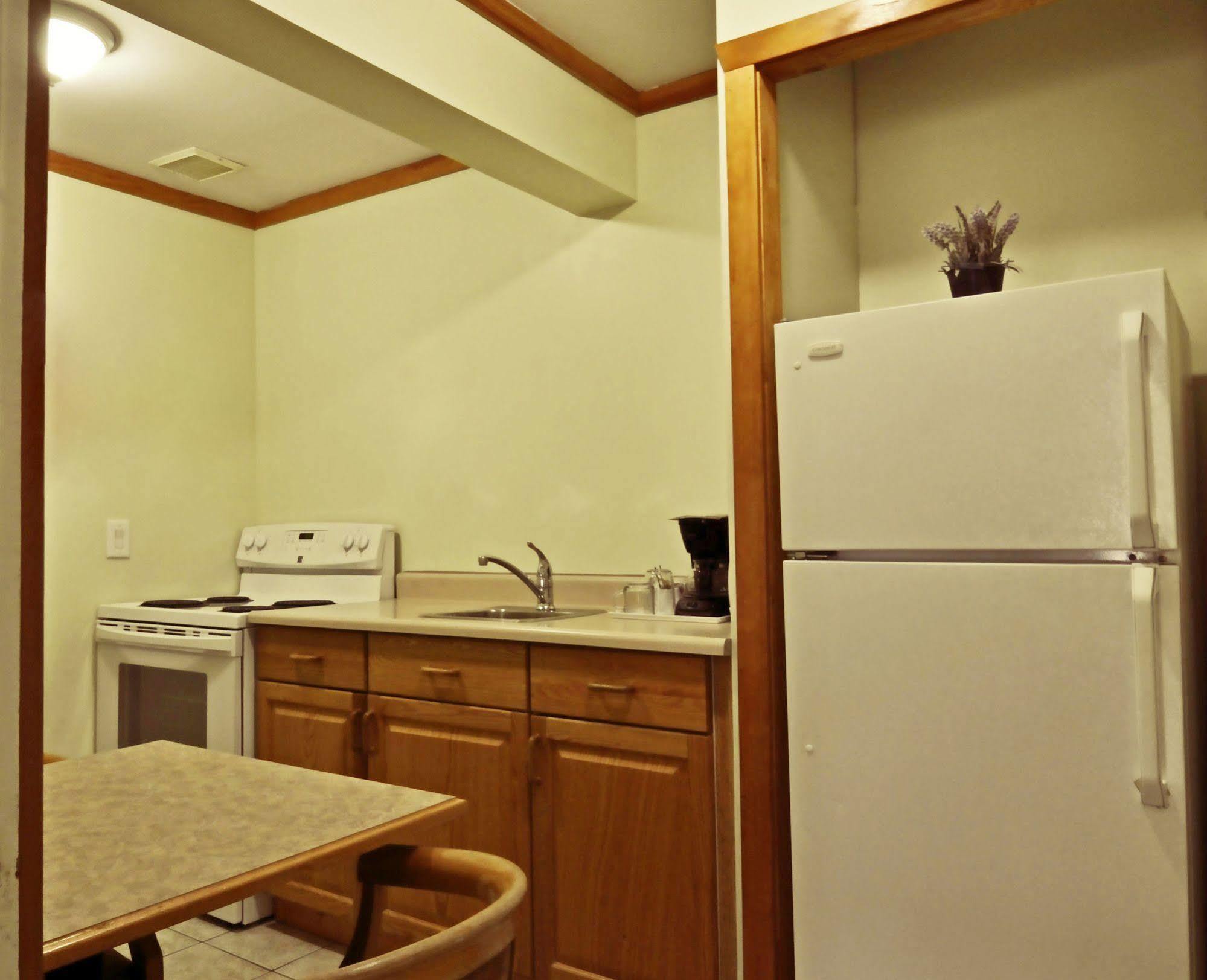 Travelodge By Wyndham Sportsman Hotel 3*