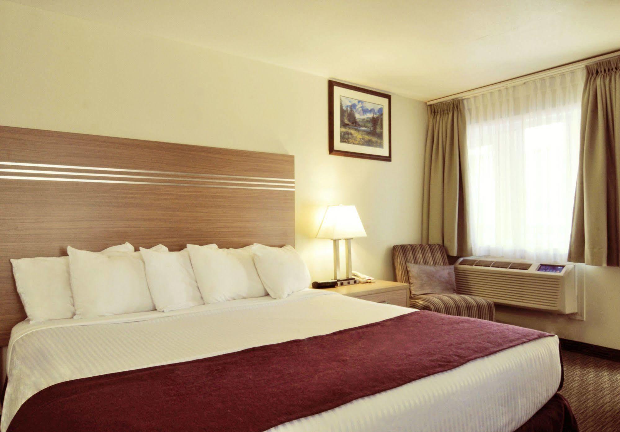 Travelodge By Wyndham Sportsman 3*